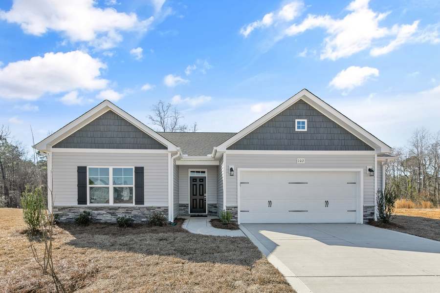 102 Ironbark Drive. Raeford, NC 28376