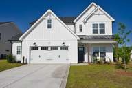 Brookstone Village por Caviness & Cates Communites en Fayetteville North Carolina