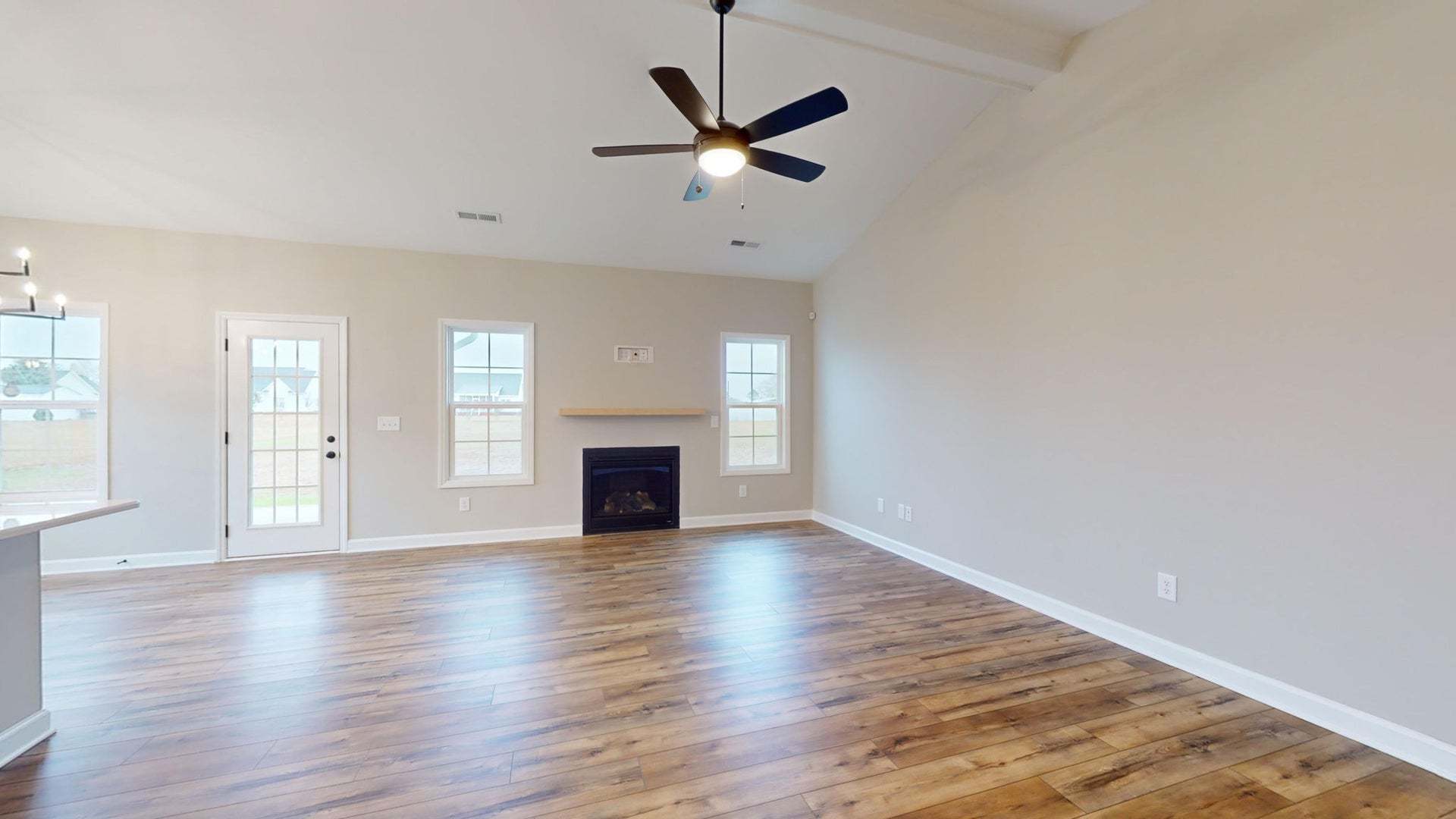 Fireplace with Floating Mantel Option
