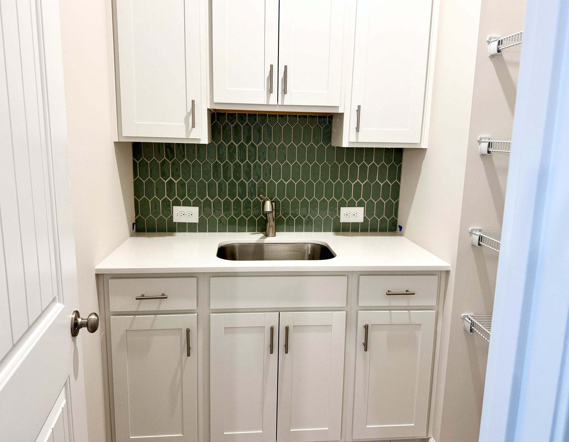 Deluxe Pantry