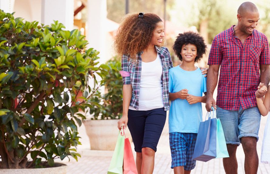 Shops & Dining, Steps Away