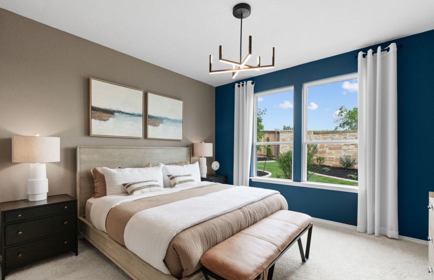 Hewitt Model Owner's Suite