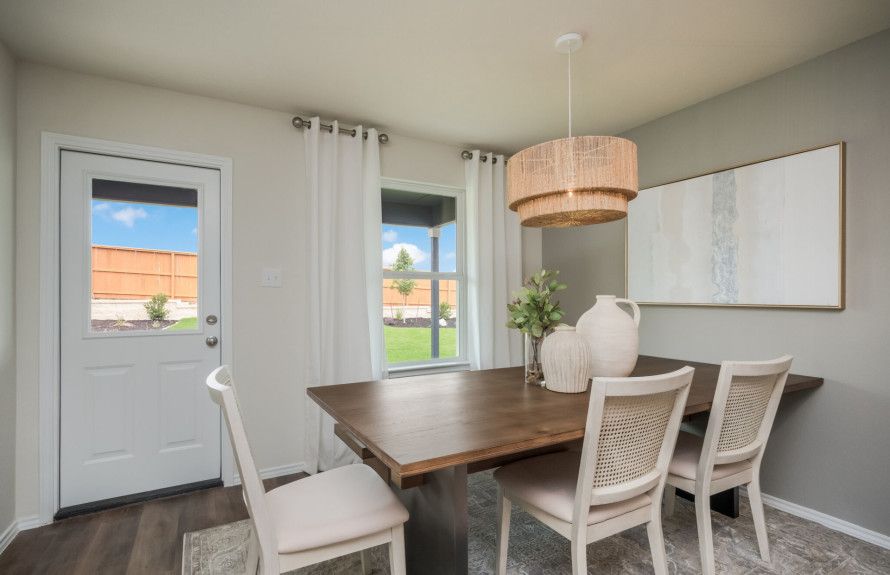 Springfield Dining Area