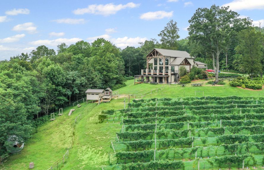 Fainting Goats Winery