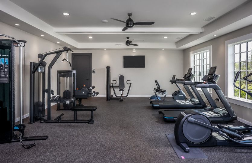 Community Fitness Center for Residents to Work Out Cose to Home
