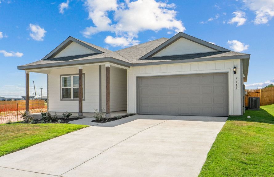 Front Exterior Rayburn Home