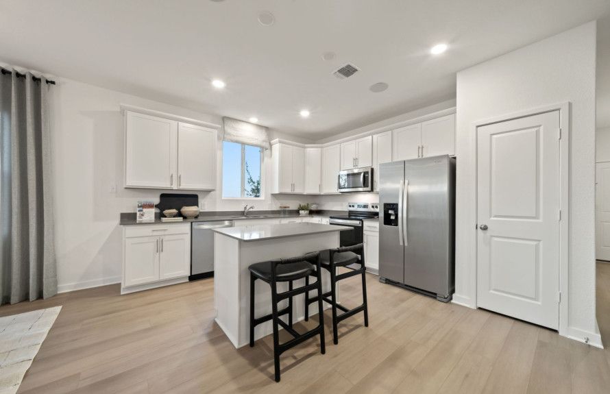 Open Kitchen