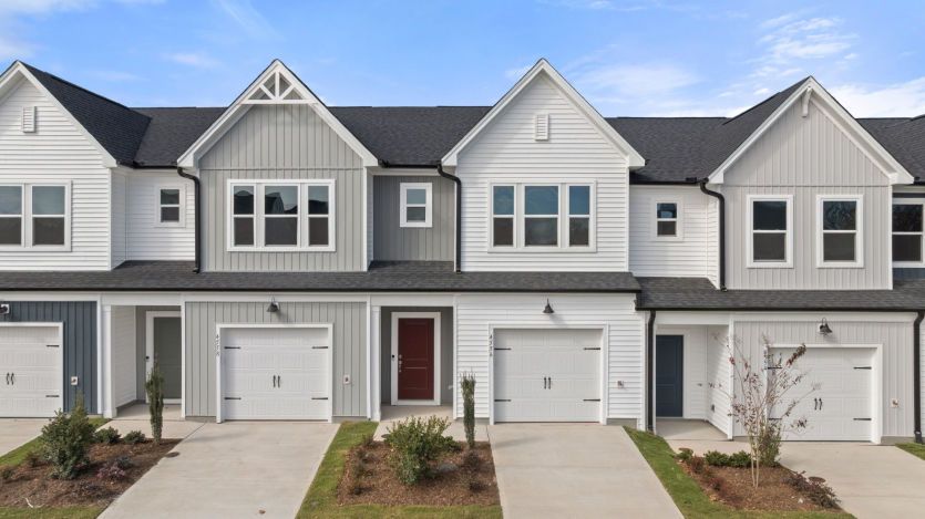 414 Chesney Place. Thomasville, NC 27360