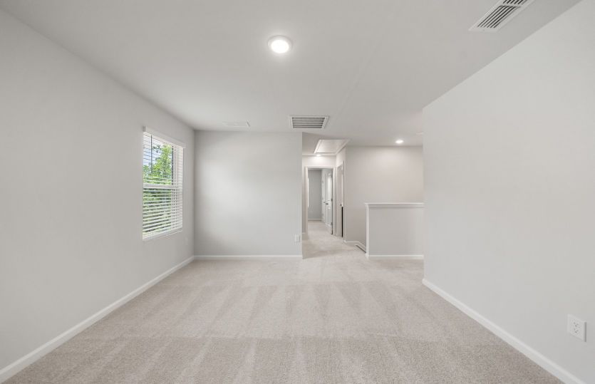 Rosella #101 - Loft Space on Second Floor for Kids Space or Movie Night
