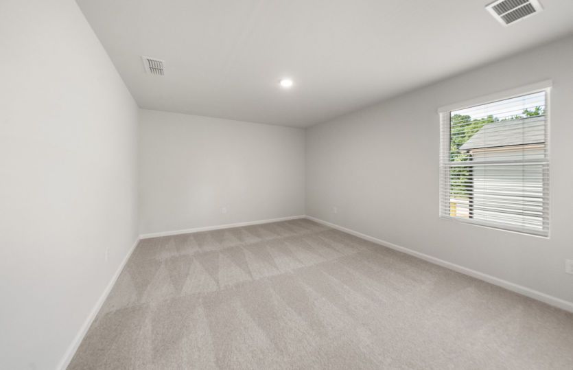 Rosella #101 - Spacious Loft Upstairs