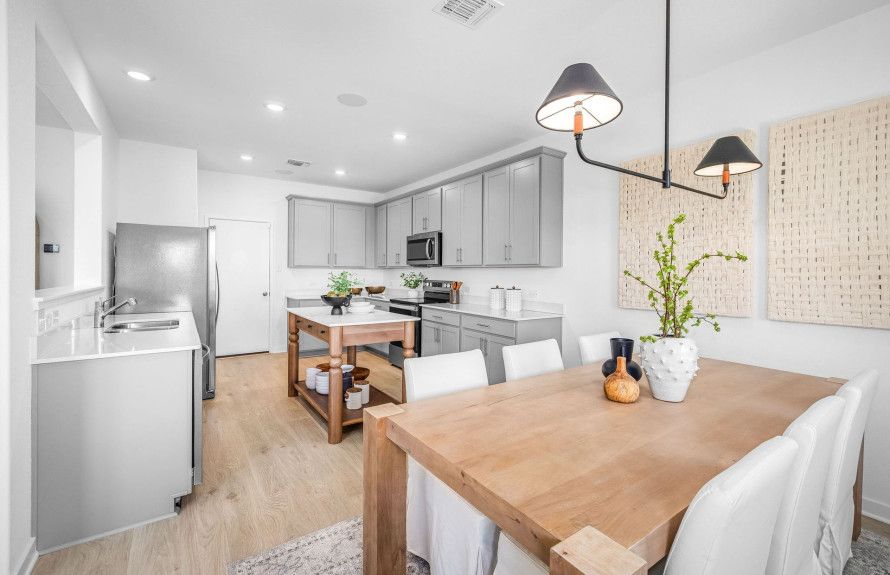 Kitchen Adjacent Dining Area