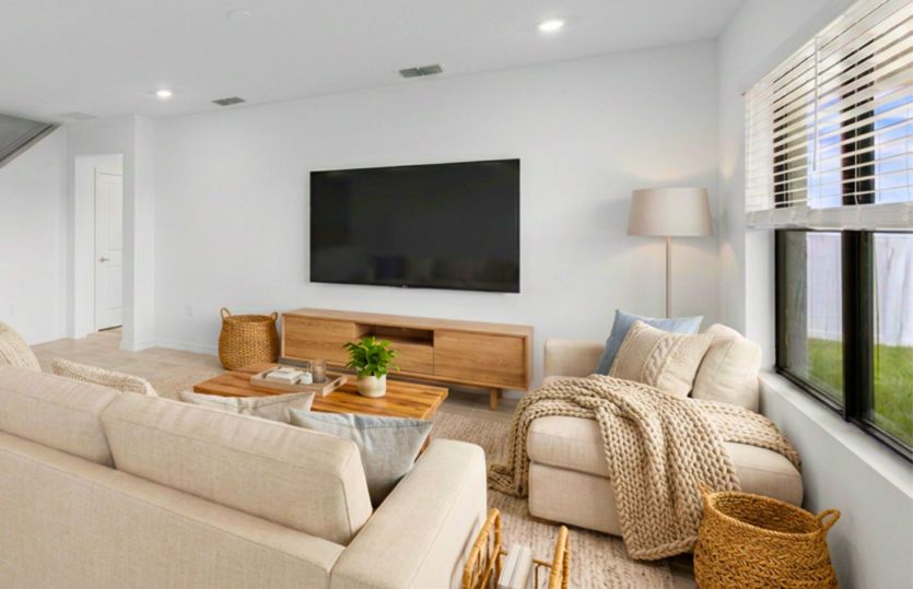 Gathering room | Virtually staged for illustrative purposes