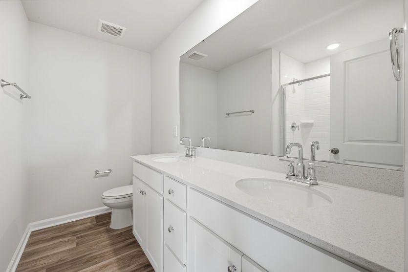 Hemingway #210 - Owner's Bath has Dual Vanities