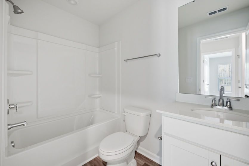 Hemingway #210 - Secondary Bath