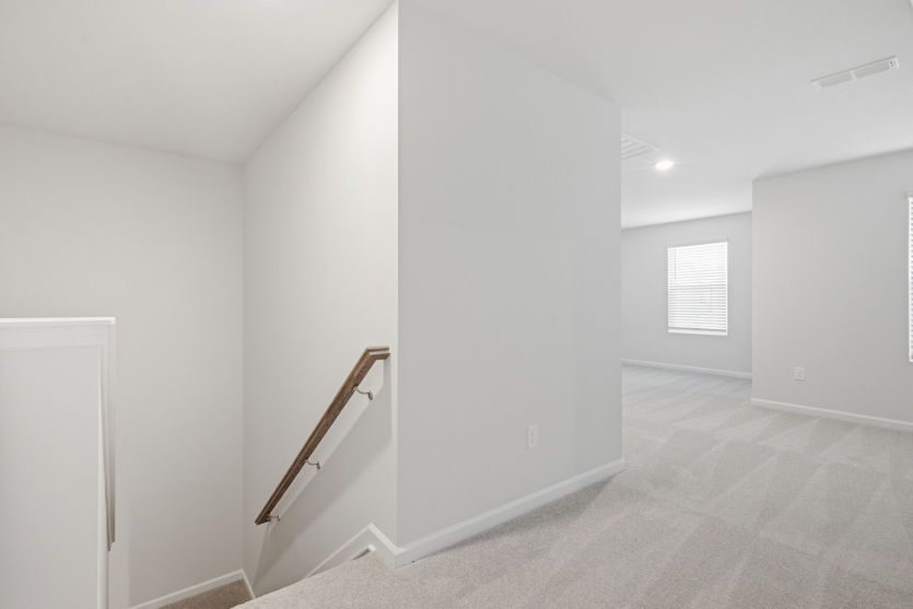 Starling Lot 23 Bright Loft Space Upstairs