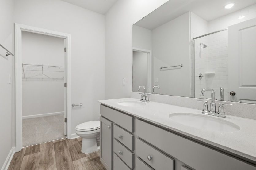 Starling Lot 23 - Owner's Suite with Dual Sinks & Large Walk-In Closet