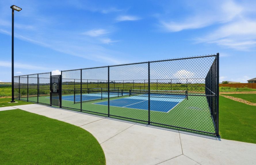 Community Pickleball Courts