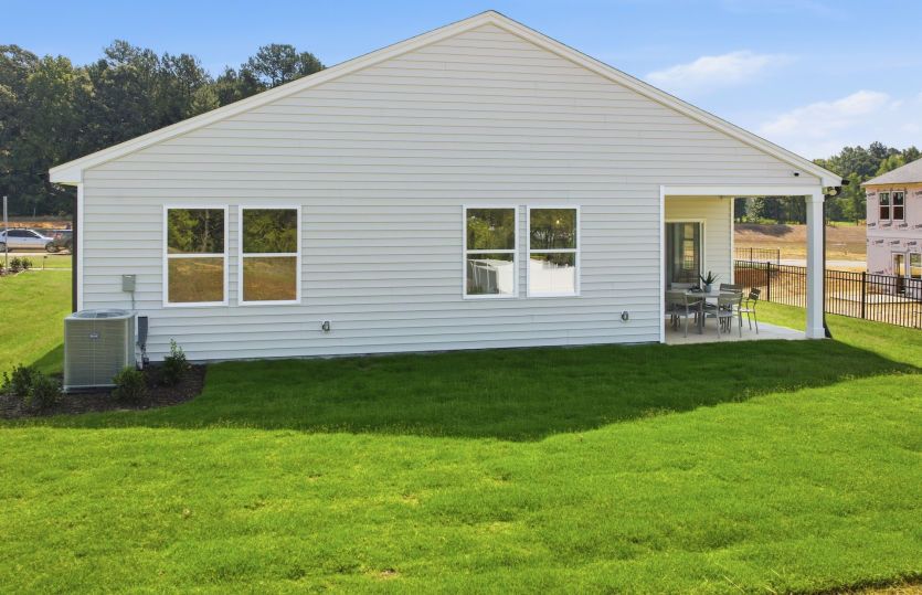 Ibis Model - Side View Showing Back Covered Porch