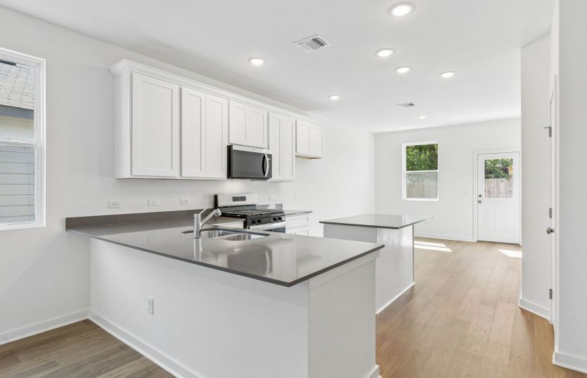 Open Kitchen