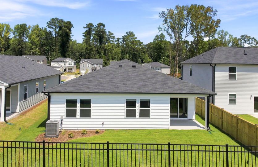 Ibis #94 - Great Back Yard Ready for Outdoor Grilling & Hosting