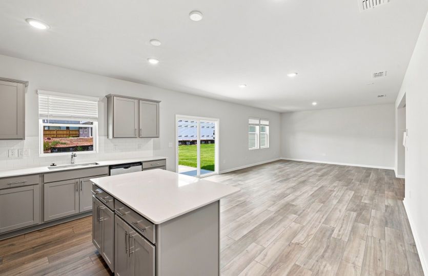 Rosella #89 Kitchen Overlooks Main Living Areas