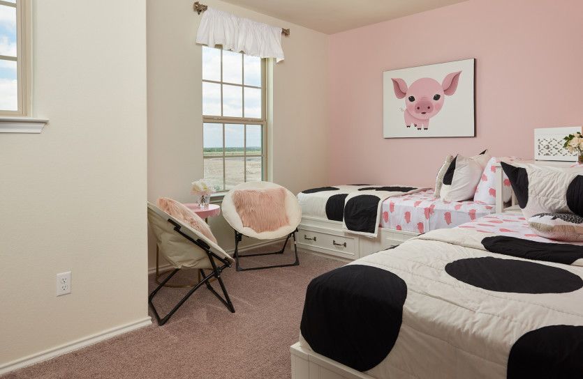 Spacious secondary bedroom