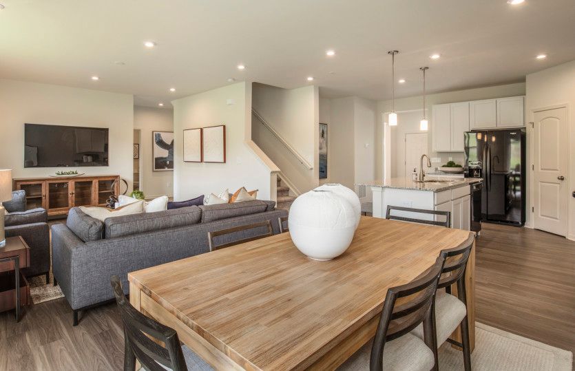 Gathering Room and Casual Dining