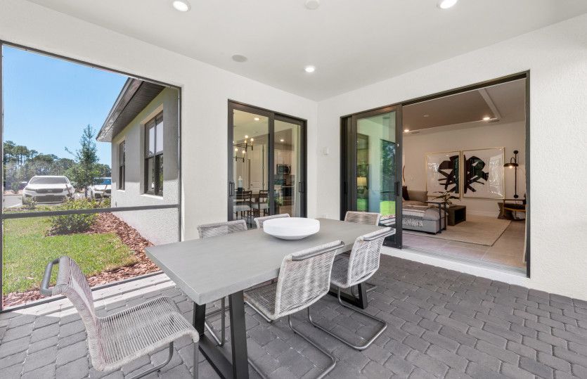 Optional covered space with extended lanai