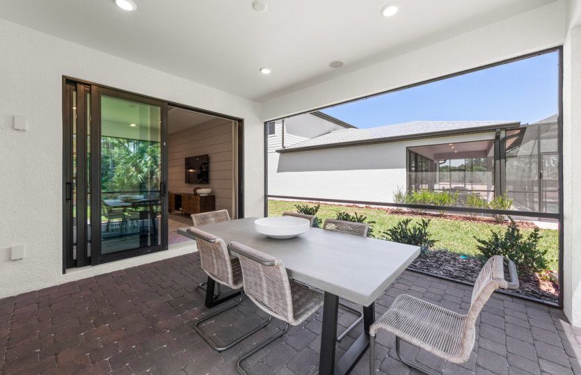 Optional covered space with extended lanai