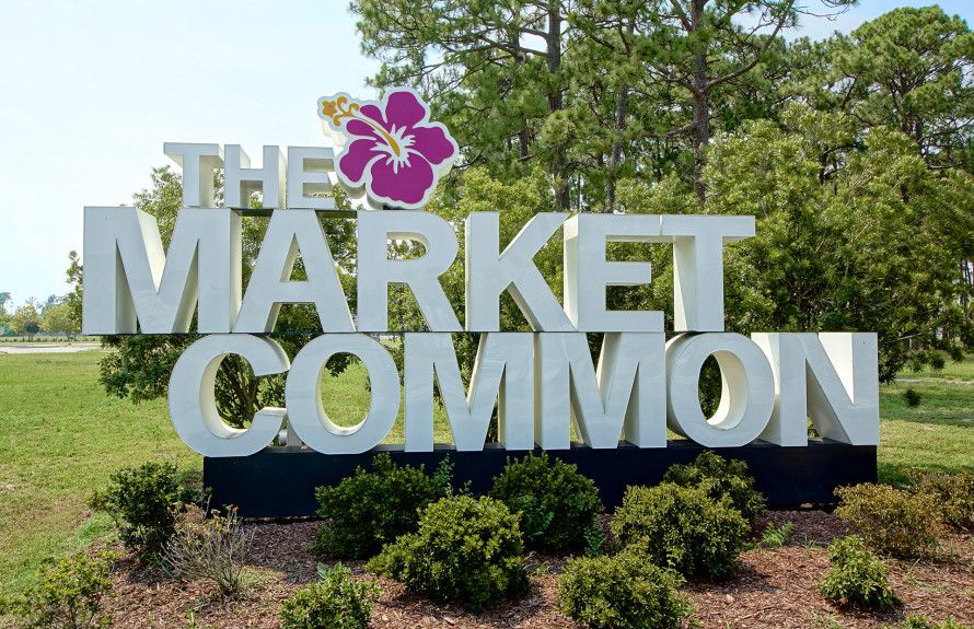 Only 5 Miles to Market Common