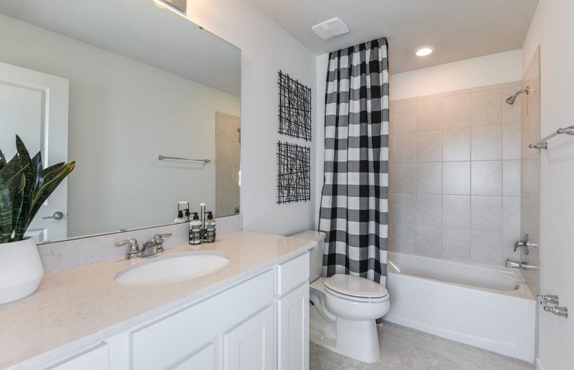 2nd Floor Guest Bathroom