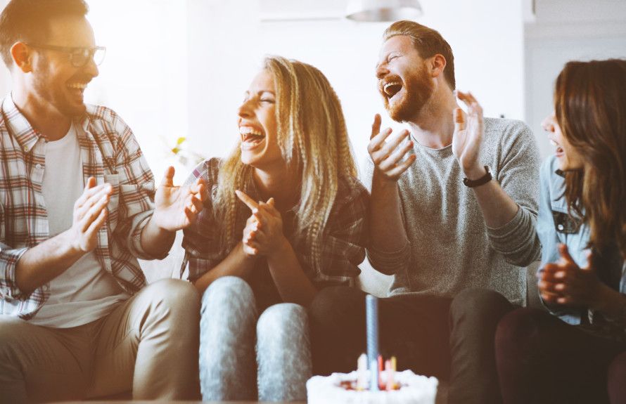 Dining & retail options nearby