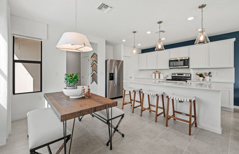 1412 Weeping Willow Ct. Cape Coral, FL 33909