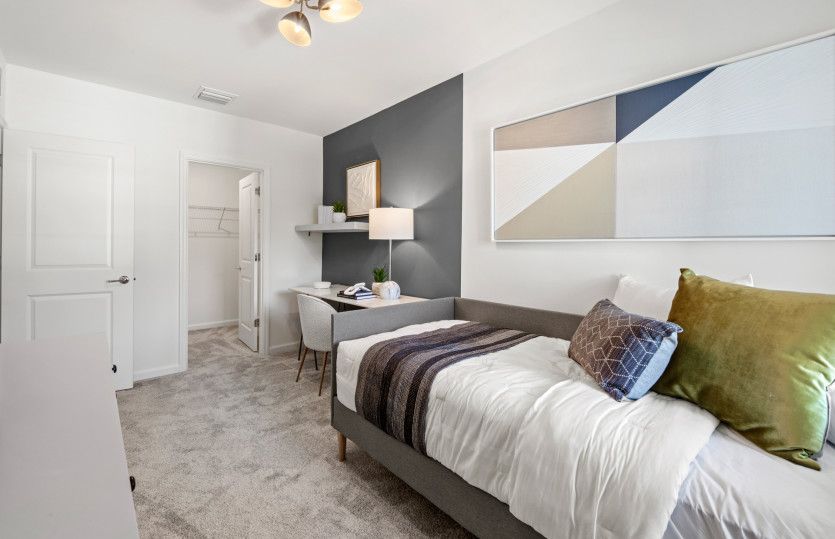 Secondary bedroom