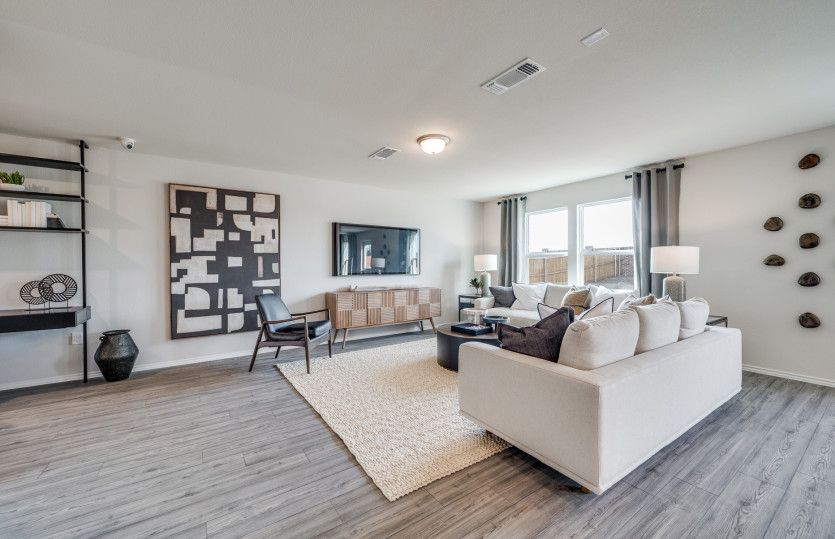 Spacious gathering room*model representation