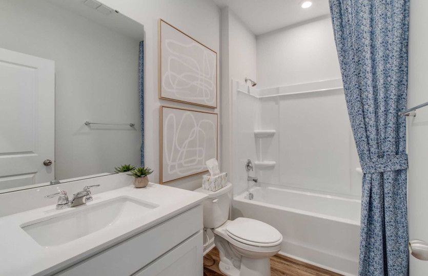 Secondary bathroom.