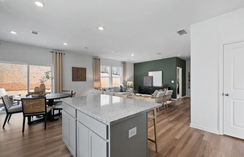 Kitchen, Café & Gathering Room