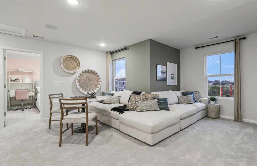 Flexible Upstairs Lofts