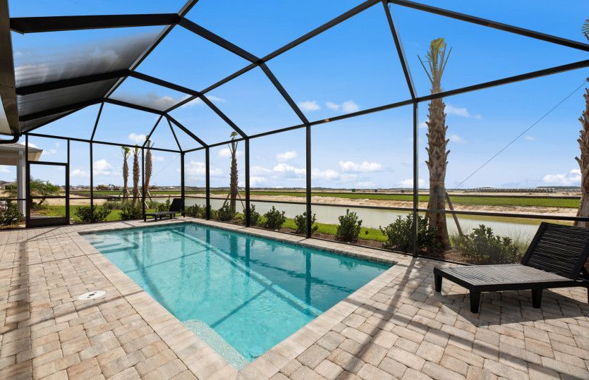 Screened-in pool