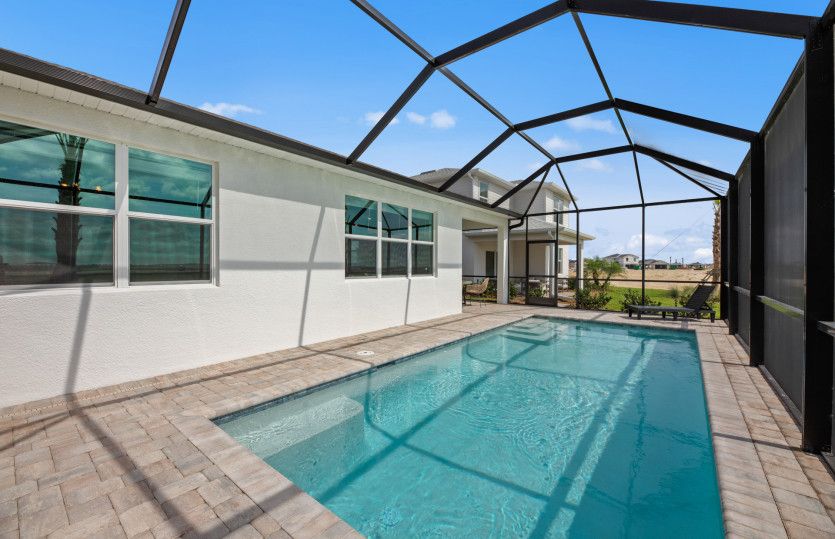 Screened-in pool