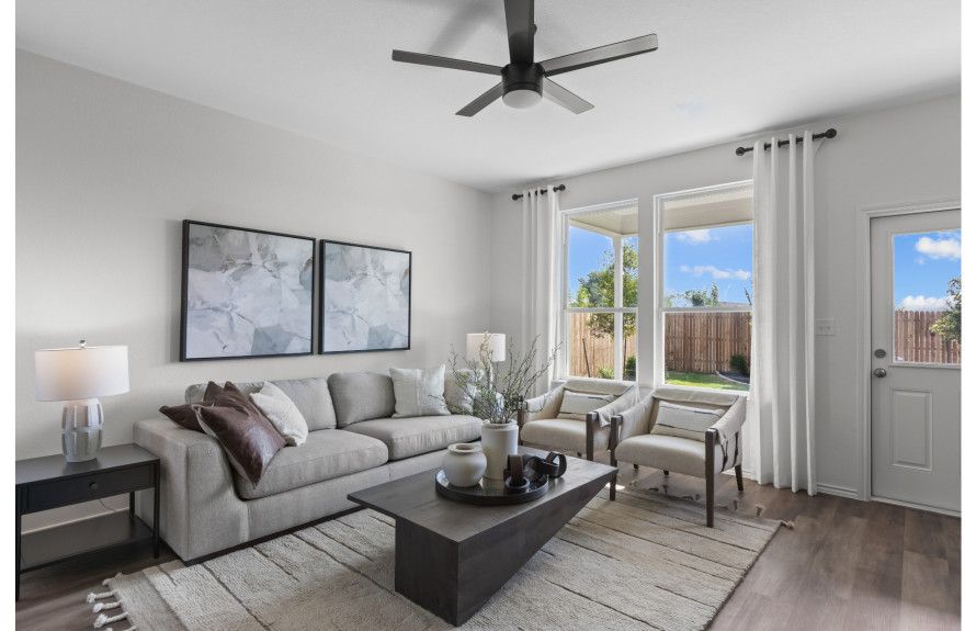 Dinero Model Gathering Space