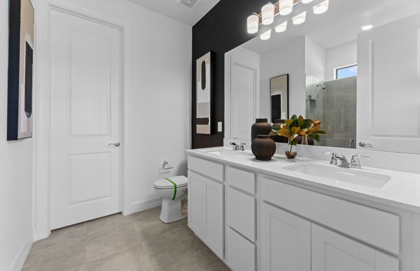 Owner's bathroom with double-sink vanity