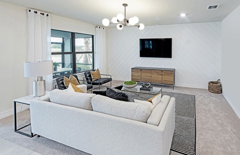 Discover new homes in LaBelle, Florida