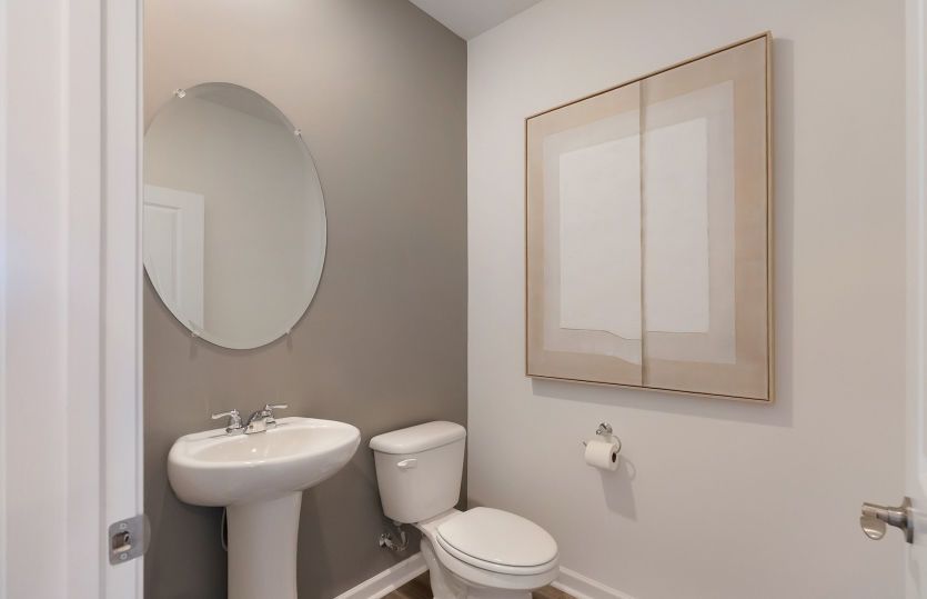 Oriole Powder Room