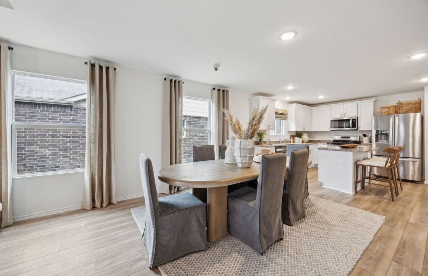 Dining area off kitchen
