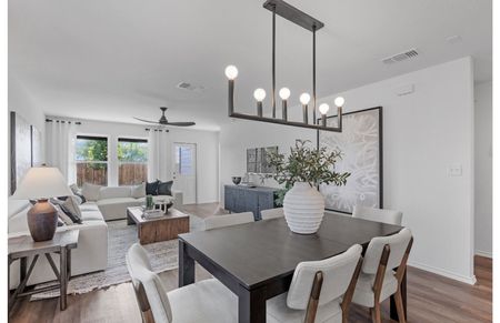 Beeville Model Dining Area