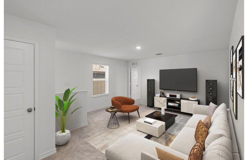 Versatile Upstairs Loft