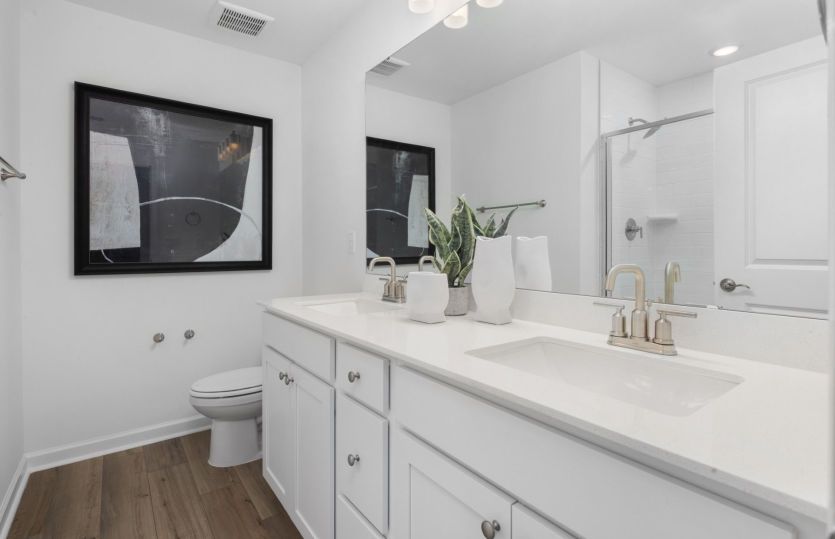 Owners Bath