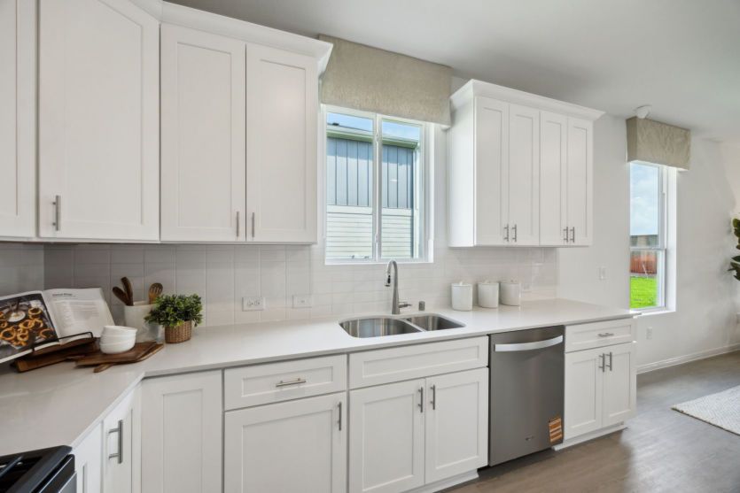Eat-in Kitchen
