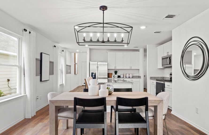 Fentress Model Dining  Area